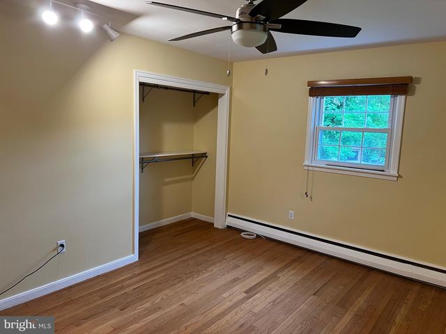 16 WENDY RD, Reading, PA 19601