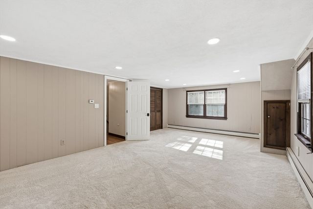 28 Spring Rd, Westborough, MA 01581