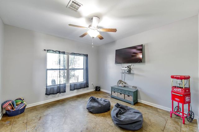 256 Riverwood Dr, Houma, LA 70360