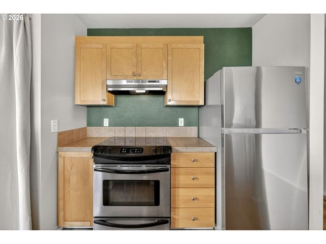 410 Nw UPTOWN Ter 3B, Portland, OR 97210