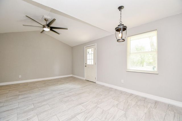 5811 Greencraig Drive, Houston, TX 77035