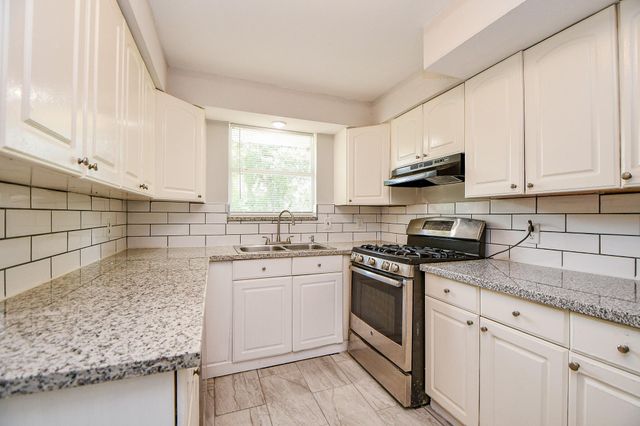 5811 Greencraig Drive, Houston, TX 77035