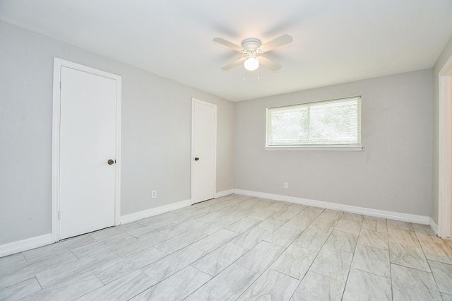 5811 Greencraig Drive, Houston, TX 77035