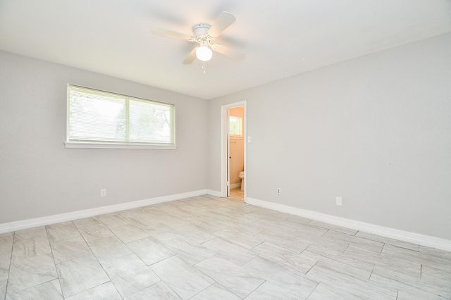 5811 Greencraig Drive, Houston, TX 77035