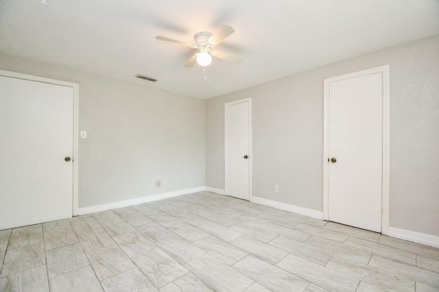 5811 Greencraig Drive, Houston, TX 77035