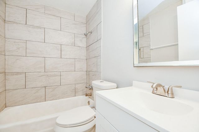 5811 Greencraig Drive, Houston, TX 77035