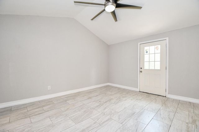 5811 Greencraig Drive, Houston, TX 77035