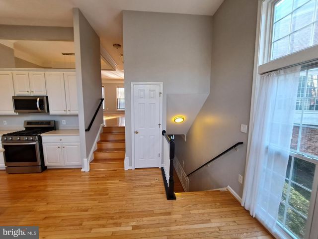 7738 HERITAGE WOODS WAY, Annandale, VA 22003