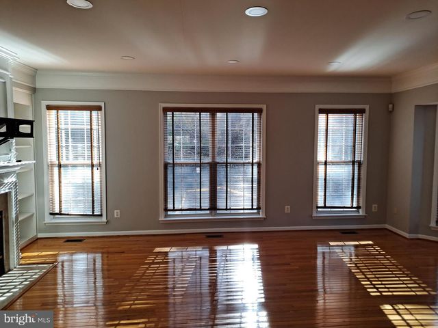 7738 HERITAGE WOODS WAY, Annandale, VA 22003