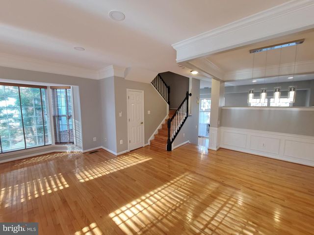 7738 HERITAGE WOODS WAY, Annandale, VA 22003