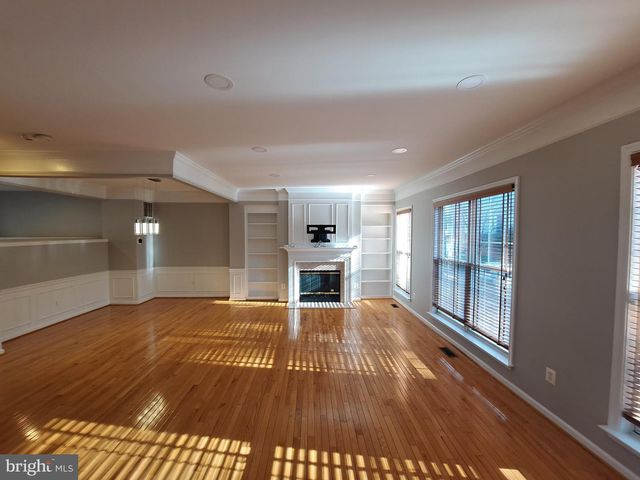 7738 HERITAGE WOODS WAY, Annandale, VA 22003