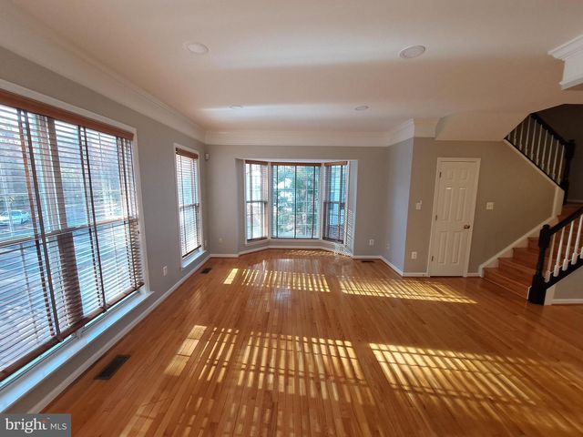 7738 HERITAGE WOODS WAY, Annandale, VA 22003