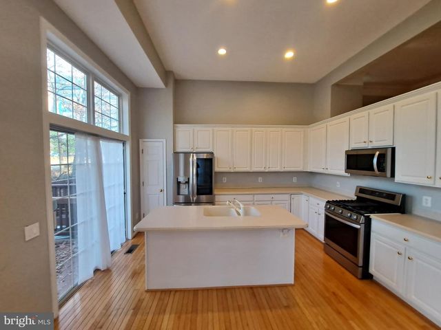 7738 HERITAGE WOODS WAY, Annandale, VA 22003