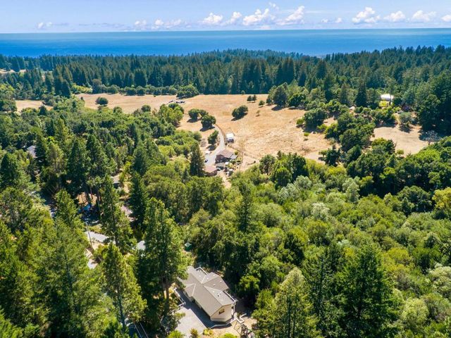 462 Quail Drive, Santa Cruz, CA 95060