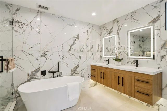 22925 Styles, Woodland Hills, CA 91367