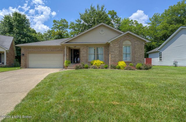 715 Auburn Oaks Dr, Louisville, KY 40214