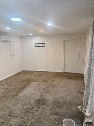 6016 N Owasso Avenue, Tulsa, OK 74126