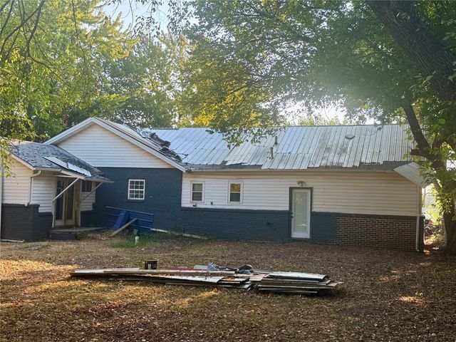 6016 N Owasso Avenue, Tulsa, OK 74126