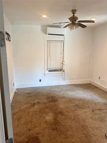 6016 N Owasso Avenue, Tulsa, OK 74126