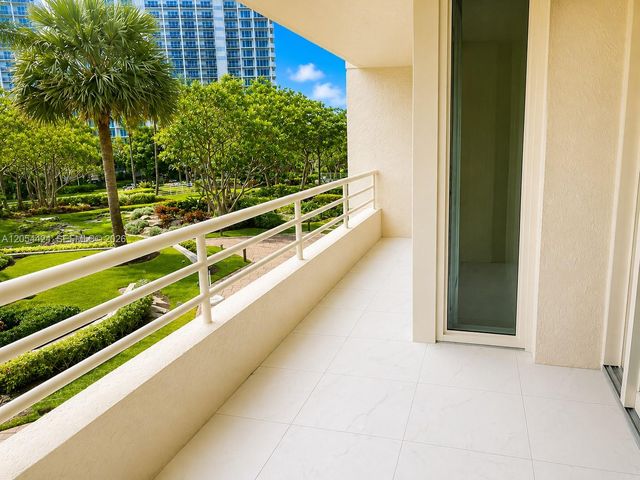 4101 N Ocean Blvd 205, Boca Raton, FL 33431