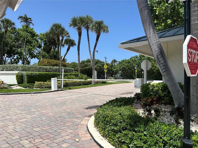 4101 N Ocean Blvd 205, Boca Raton, FL 33431