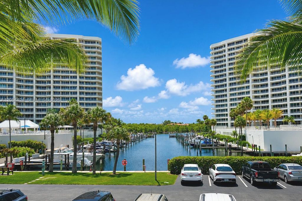 4101 N Ocean Blvd 205, Boca Raton, FL 33431