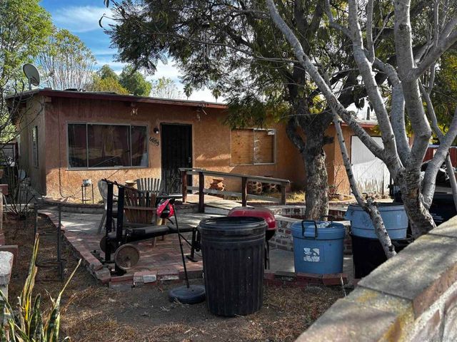 6855 Radio Dr., San Diego, CA 92114