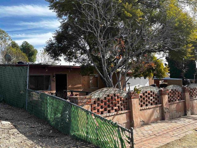 6855 Radio Dr., San Diego, CA 92114