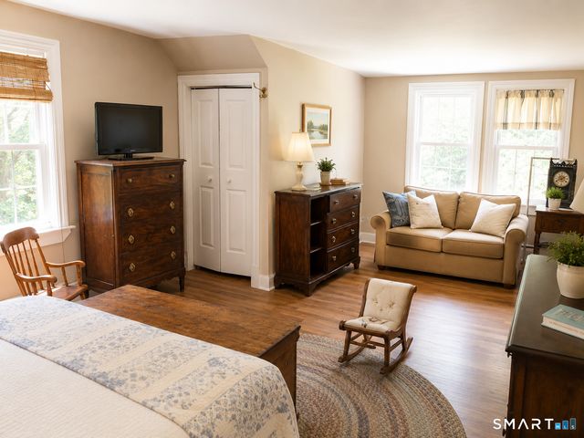 84 Ayers Point Road, Old Saybrook, CT 06475