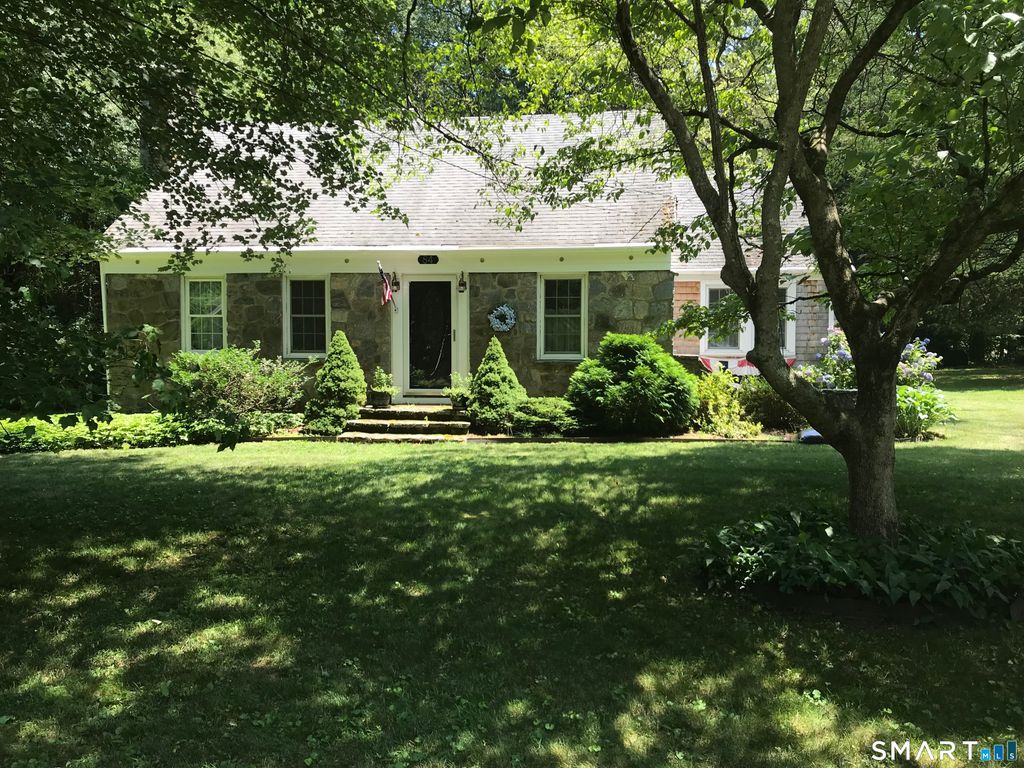 84 Ayers Point Road, Old Saybrook, CT 06475