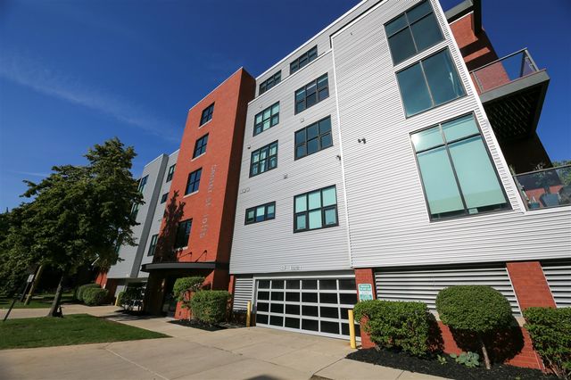 100 N Center Street, Royal Oak, MI 48067