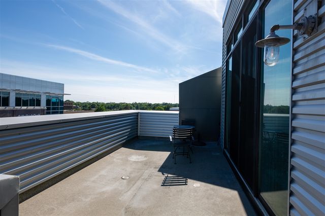 100 N Center Street, Royal Oak, MI 48067
