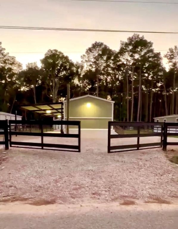 15738 W Relza Drive, Splendora, TX 77372