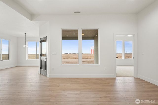 1269 E Mt Hood Street, Othello, WA 99344