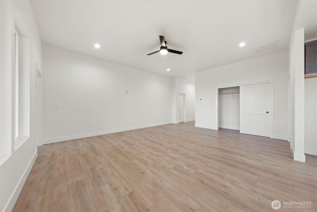 1269 E Mt Hood Street, Othello, WA 99344