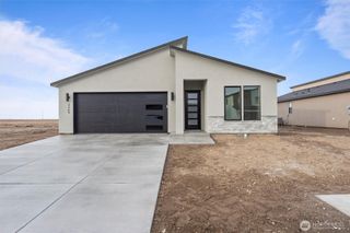 1269 E Mt Hood Street, Othello, WA 99344