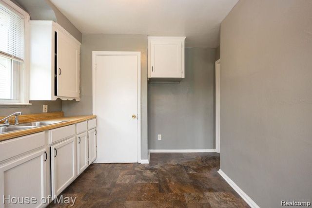 18037 Ferguson Street, Detroit, MI 48235