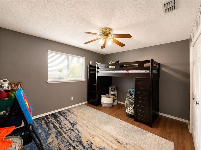 1809 Baffin Dr, Portland, TX 78374