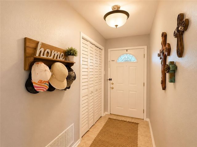 1809 Baffin Dr, Portland, TX 78374
