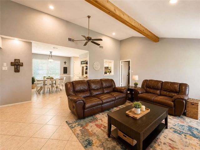 1809 Baffin Dr, Portland, TX 78374