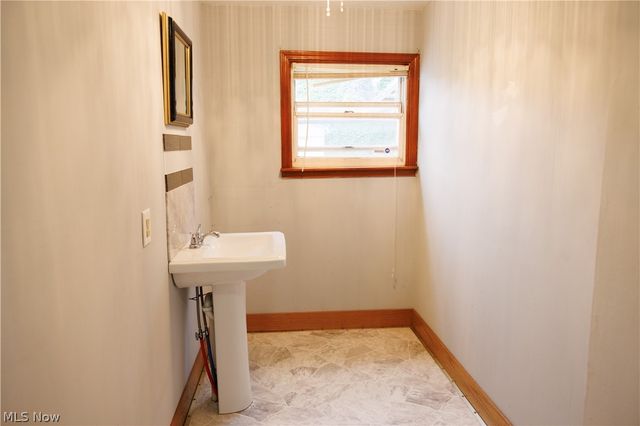 3344 W 31st Street, Cleveland, OH 44109