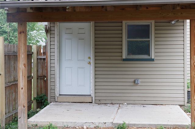 3344 W 31st Street, Cleveland, OH 44109