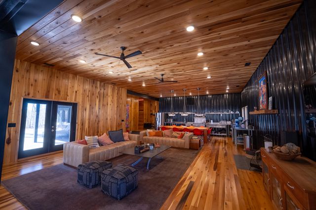 9999 North Bend Road, Stanton, KY 40380