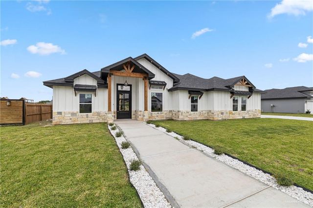 2802 Stone Oak Drive, Weslaco, TX 78599
