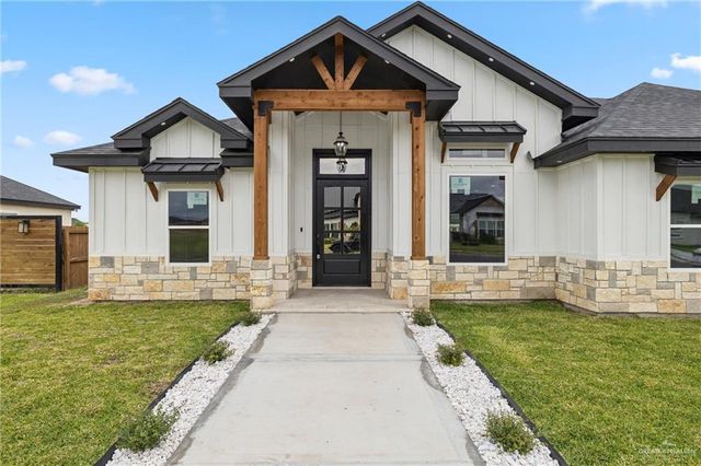 2802 Stone Oak Drive, Weslaco, TX 78599
