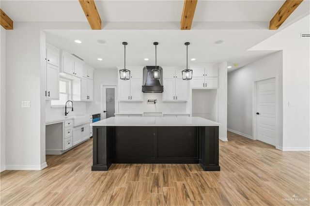 2802 Stone Oak Drive, Weslaco, TX 78599