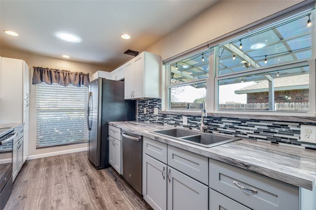 5028 Ashlock Drive, The Colony, TX 75056