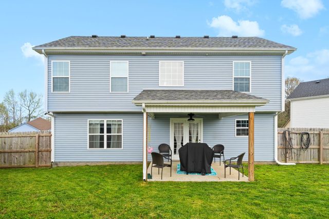 776 Tidwell Dr, Clarksville, TN 37042
