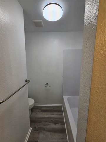 2324 Roselawn Street, Rogers, AR 72756