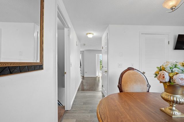 70 Austin St 16, Lowell, MA 01854